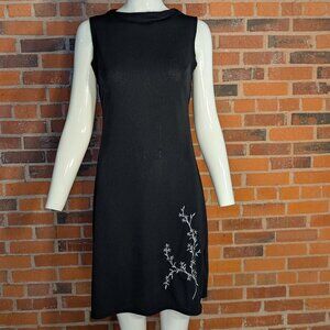 Vintage Sleeveless dress with white branch pattern